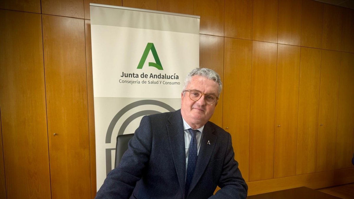 Juan de la Cruz Belmonte, delegado provincial de Sanidad.

REMITIDA / HANDOUT por JUNTA DE ANDALUCÍA
Fotografía remitida a medios de comunicación exclusivamente para ilustrar la noticia a la que hace referencia la imagen, y citando la procedencia de la imagen en la firma
21/1/2025