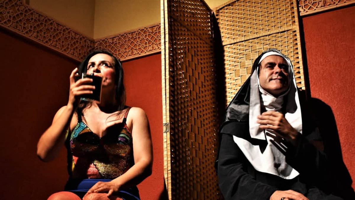 Dita Ruiz y Fernando Labordeta en la obra ‘Malas y maldecías: Tocata y fuga’.