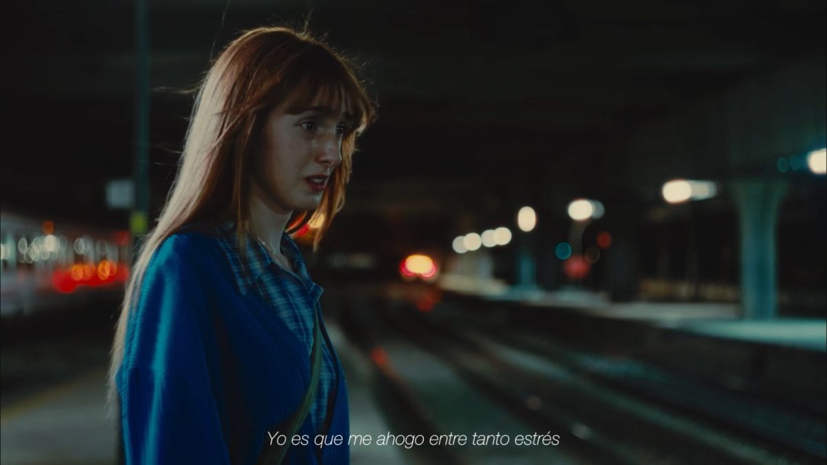 Julia Camus (20 años), durante el rodaje del videoclip del tema 'Un muro entre los dos', de Antony Z.