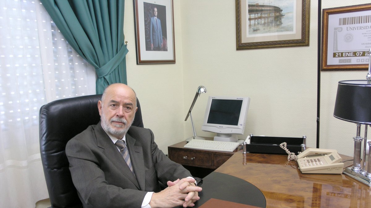 Pedro Molina, exrector de la UAL.