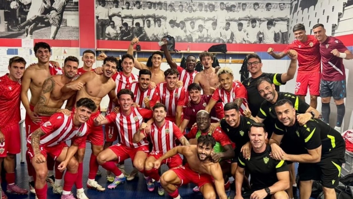 La primera victoria del Almería esta temporada fue en el Reino de León.