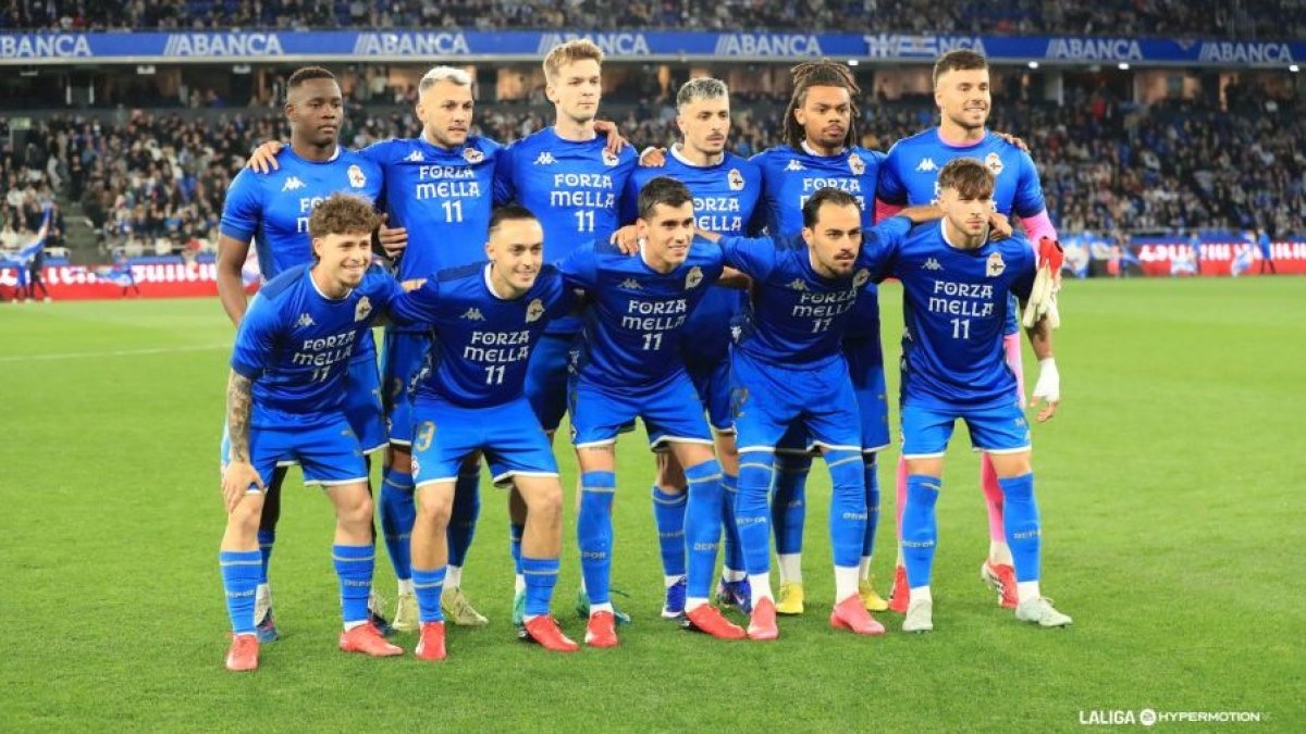 El once del Deportivo en Riazor ante el Zaragoza.
