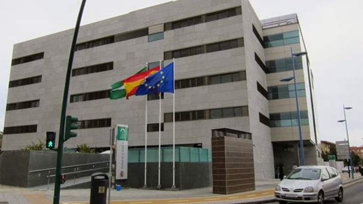 Registro Civil de Almería donde se puede tramitar el cambio de sexo registral en tres meses.