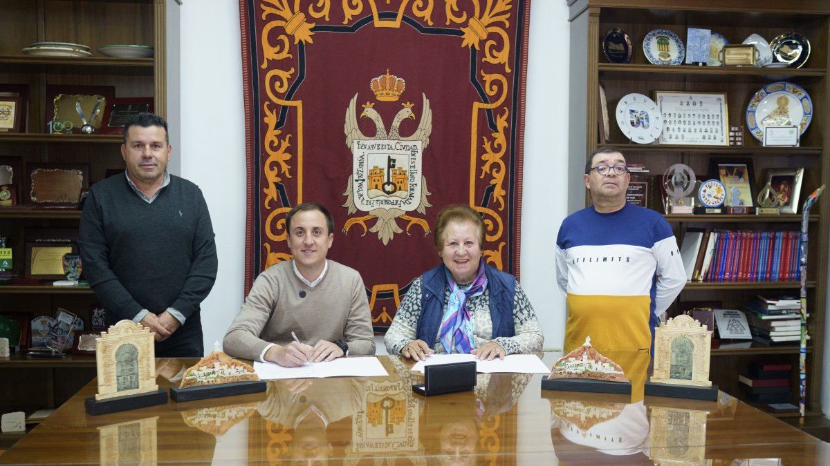 Firma del convenio con Asprodalba.