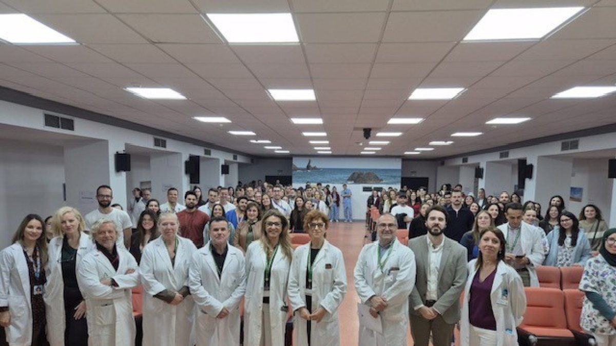 Jornada de puertas abiertas para futuros Especialistas Internos Residentes (EIR) en el Hospital Universitario Torrecárdenas de Almería.