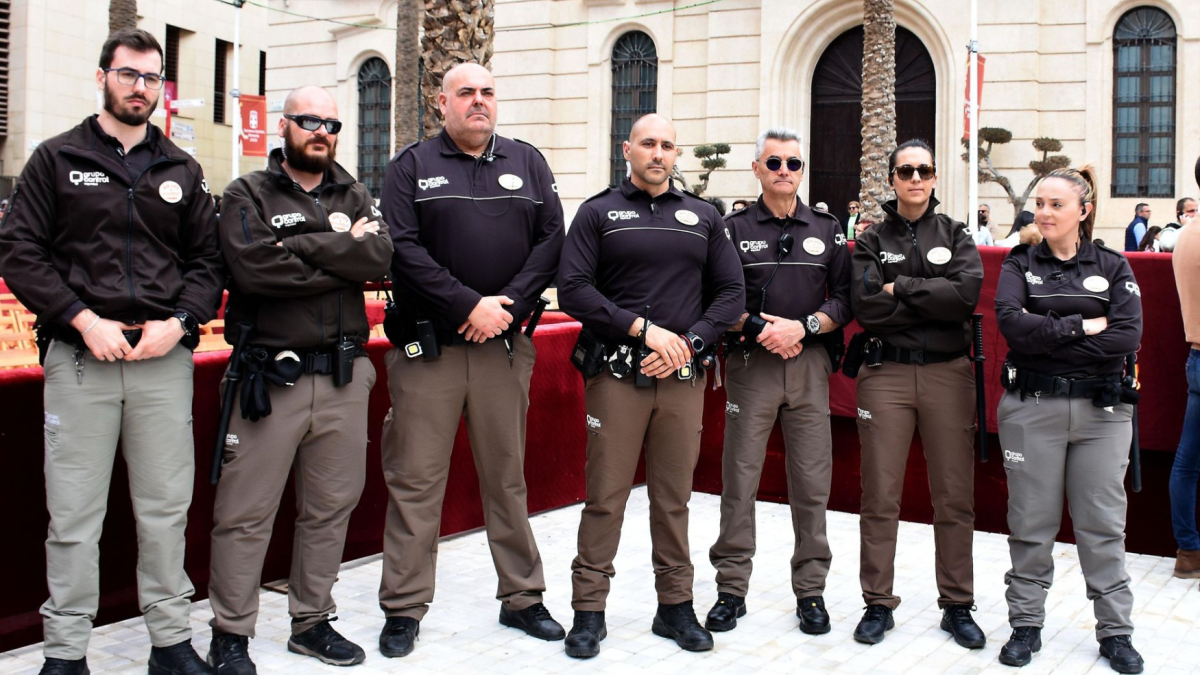 Trabajadores de Grupo Control durante la Semana Santa.