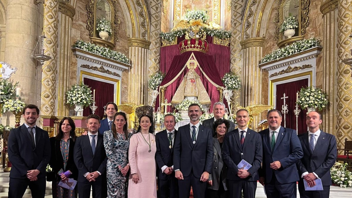 Representantes del Gobierno andaluz en la Coronación Canónica de la Virgen del Mar.