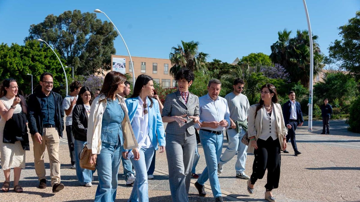 Visita a la UAL de la ministra de Inclusión, Seguridad Social y Migraciones, Elma Saiz