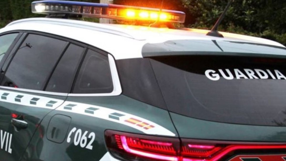 GUARDIA CIVIL - Archivo