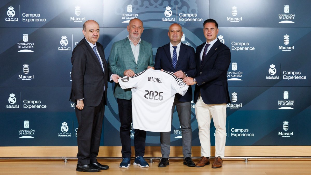 La Fundación Real Madrid presenta la segunda edición del campus de fútbol en Macael.