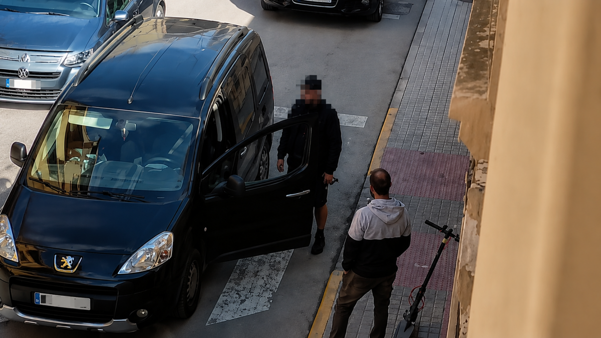 José, en un vídeo grabado por un vecino de Balerma hace tan solo unos días, mantiene una discusión con un comerciante de la localidad ejidense.