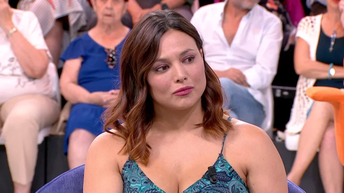 Elisa Mouliaá denuncia ser víctima de una 