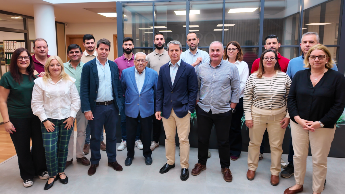 Parte del equipo de Grupo Copsa, con cerca de cincuenta trabajadores directos una empresa familiar que apuesta por la cercanía, la confianza y las relaciones a largo plazo.