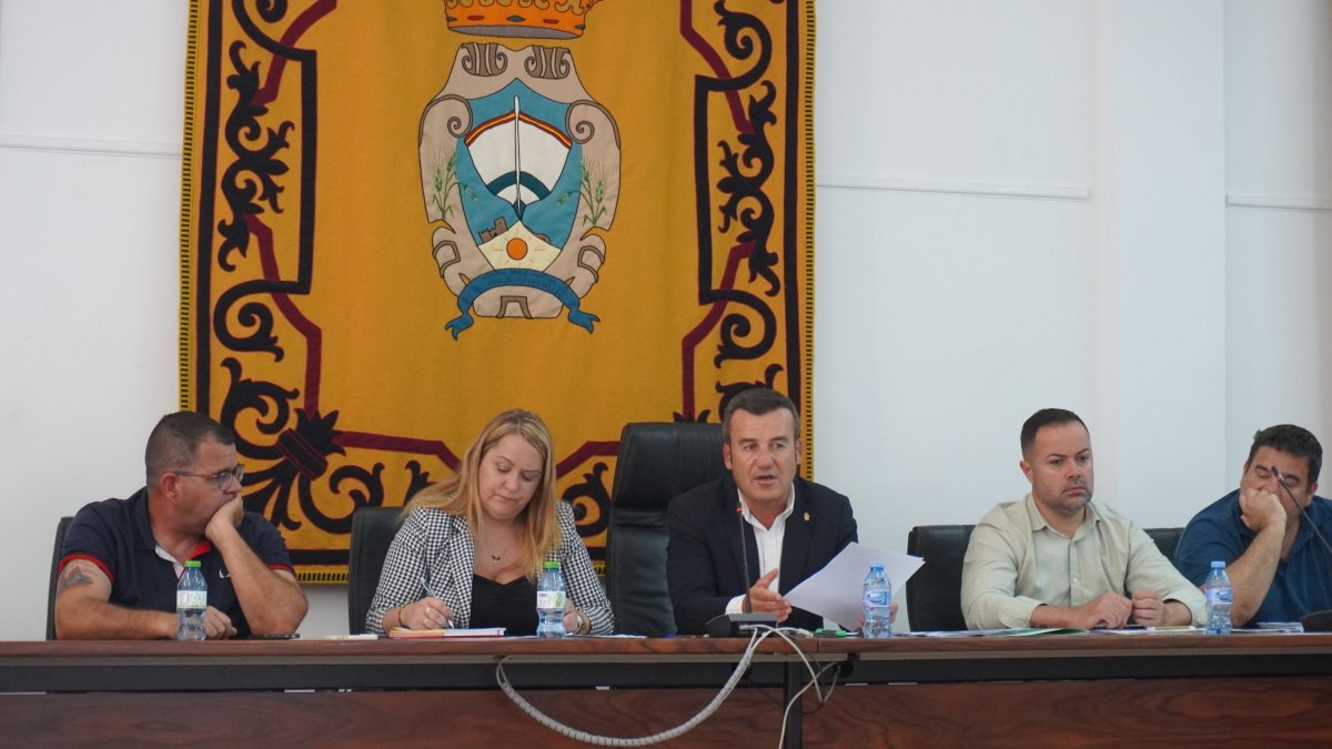 Imagen del pleno celebrado en Carboneras.