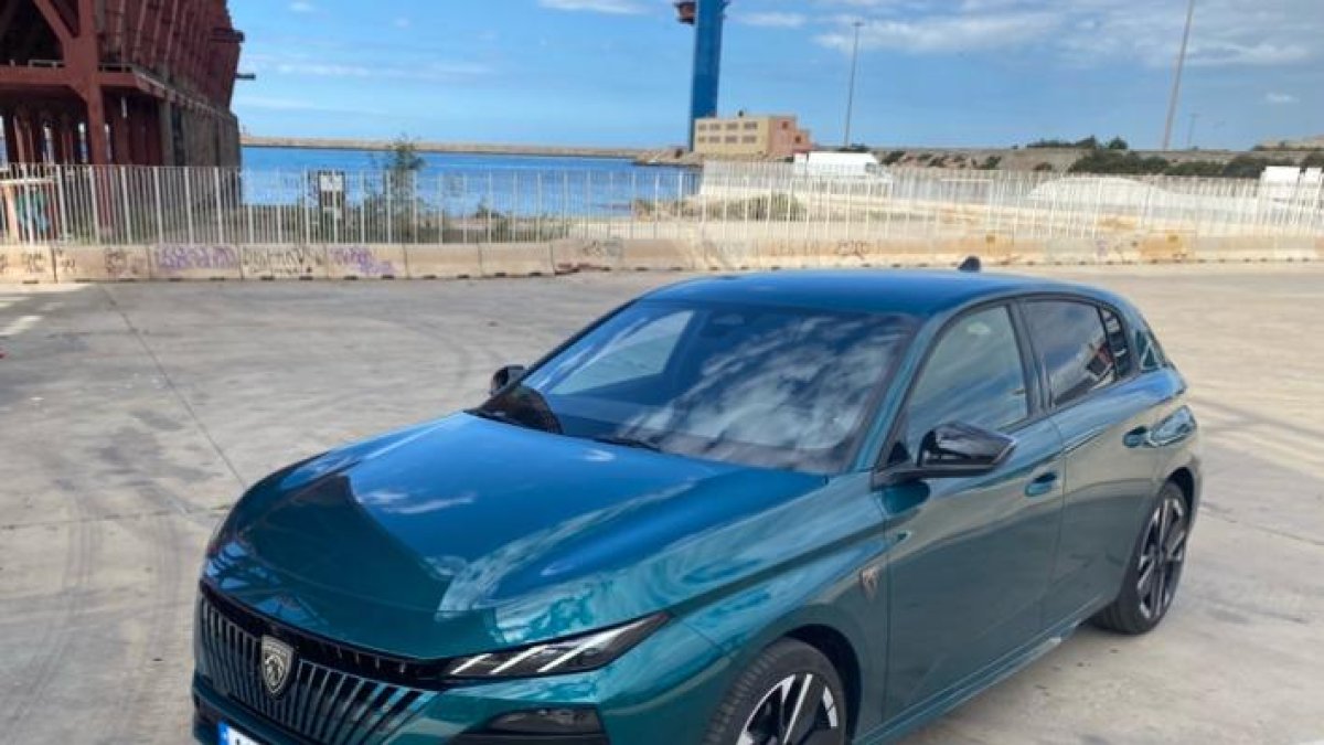 La Voz a podido probar esta interesante versión en el nuevo color Azul Lagoa