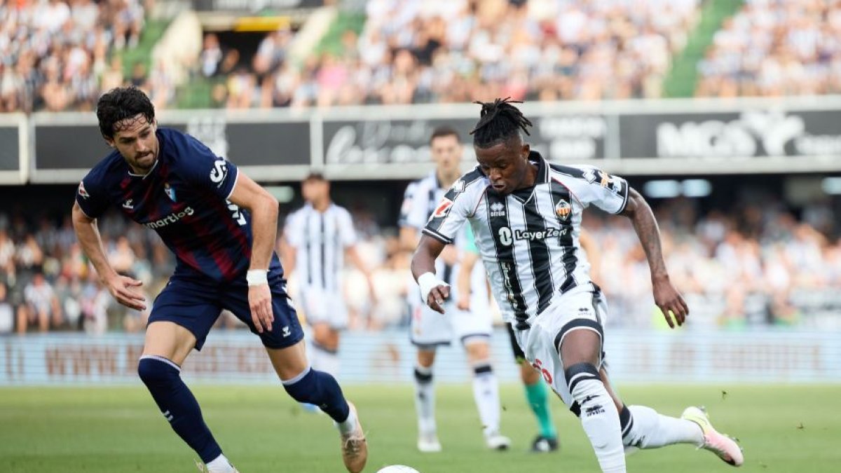 Cipenga fue determinante en el último partido en Castalia ante el Eibar.