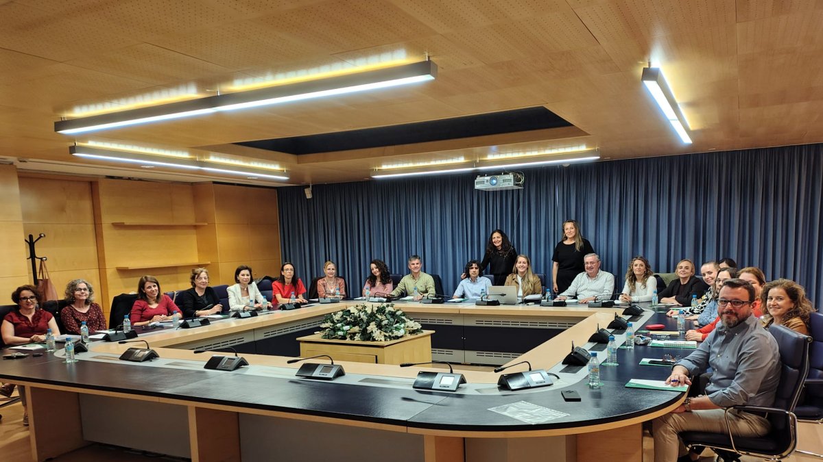 Foto de familia de los participantes en la formación