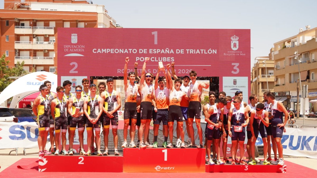 Triatlón por clubes.