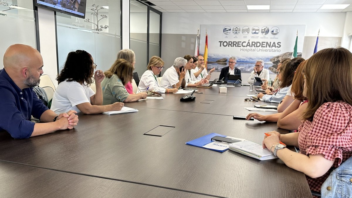 Reuniones periódicas mantenidas con los responsables sanitarios de Almería