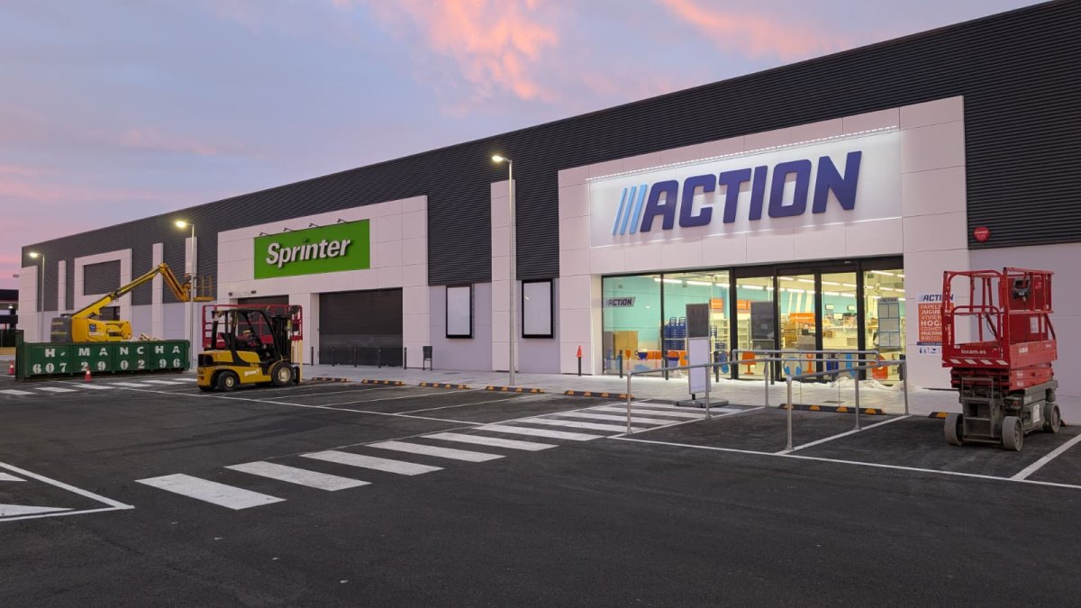 Nuevo parque comercial en El Ejido.