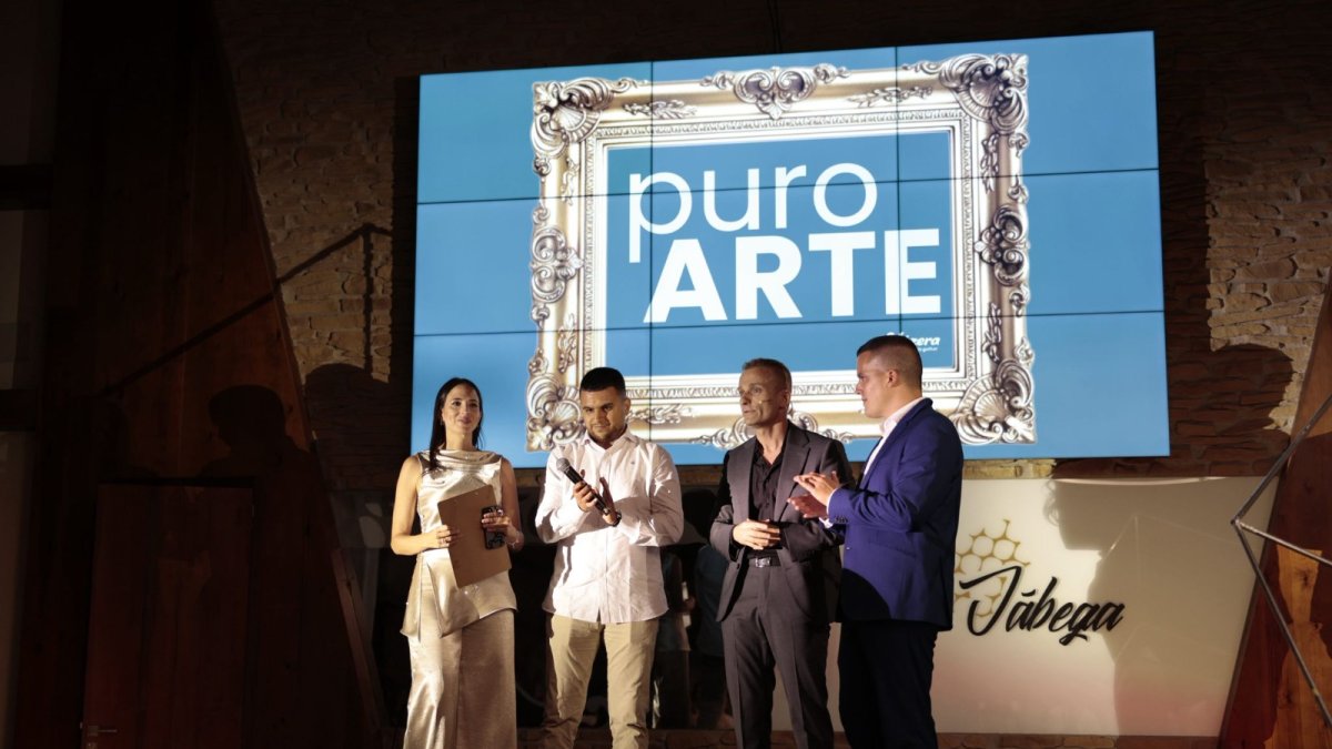 La Asociación Altea, Autismo Almería, participa en el evento Puro Arte