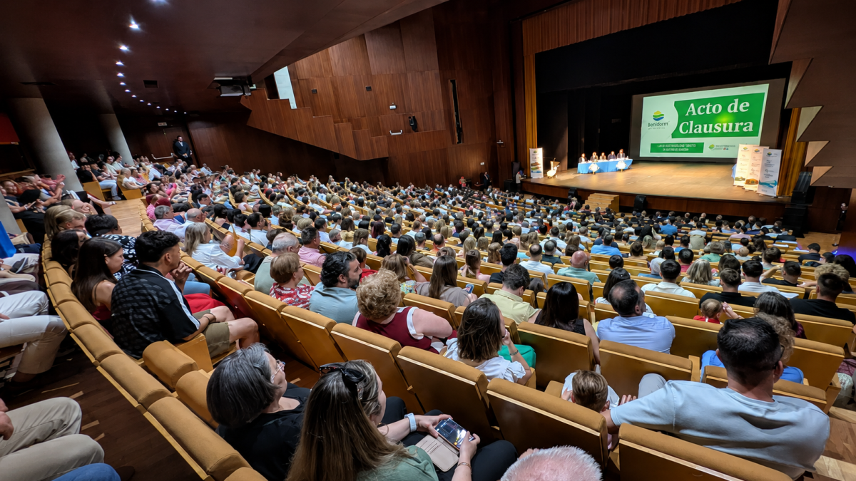 El Teatro Auditorio de Roquetas durante el acto de clausura de la EFA Campomar.