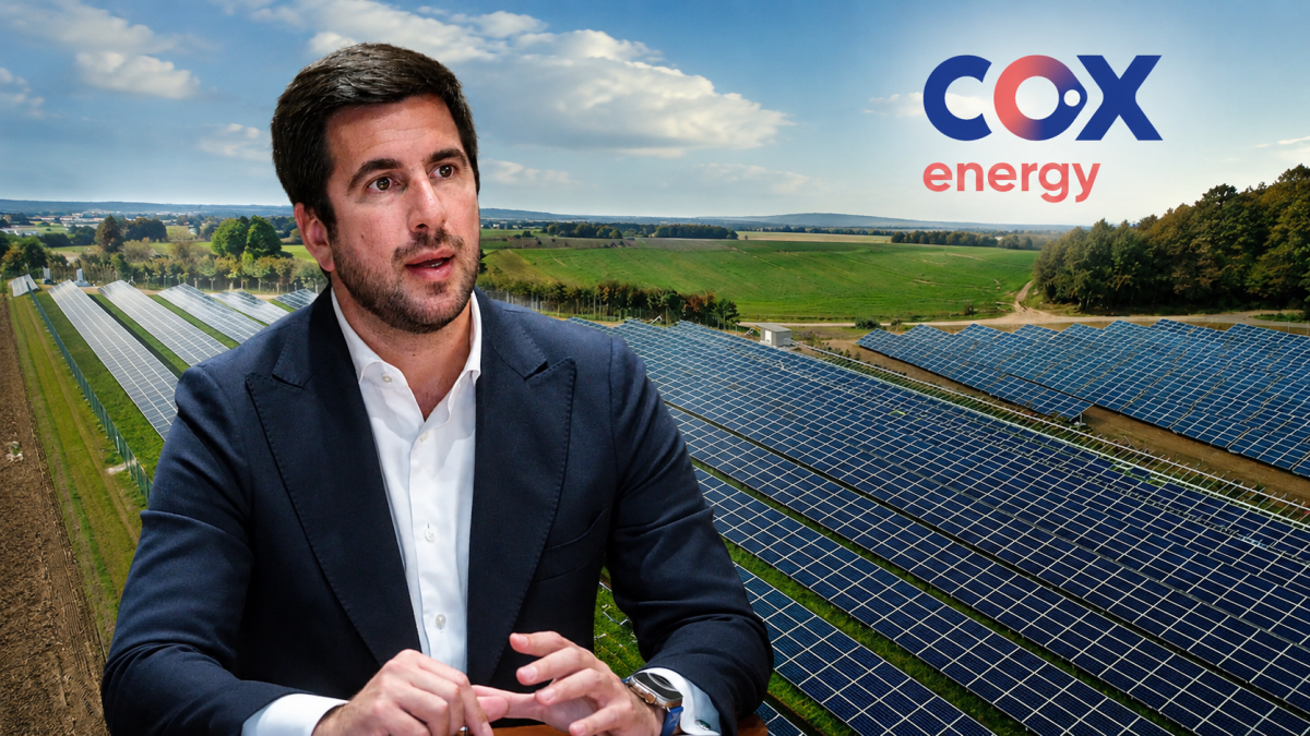 Enrique Riquelme tenía entre sus proyectos una planta solar en Benahadux. Montaje elaborado con inteligencia artificial.