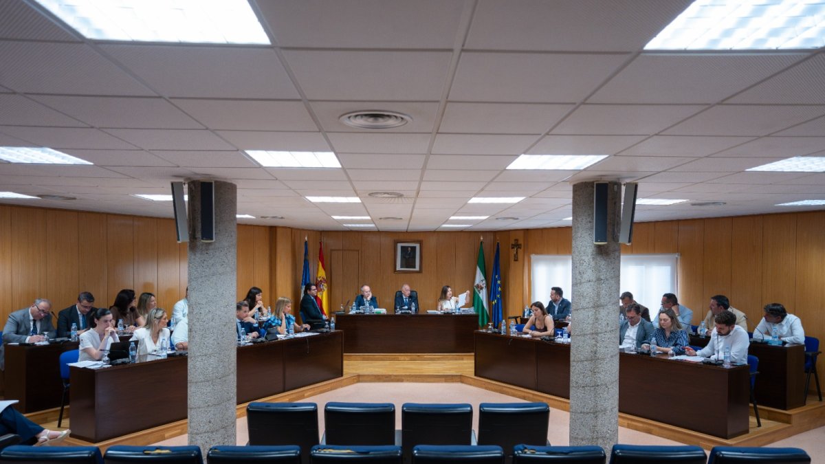 Sesión plenaria en Roquetas de Mar.