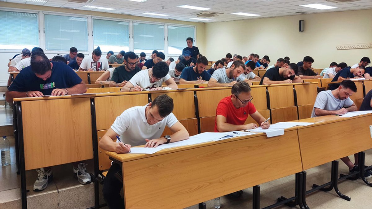 Imagen de archivo de un examen de oposiciones.