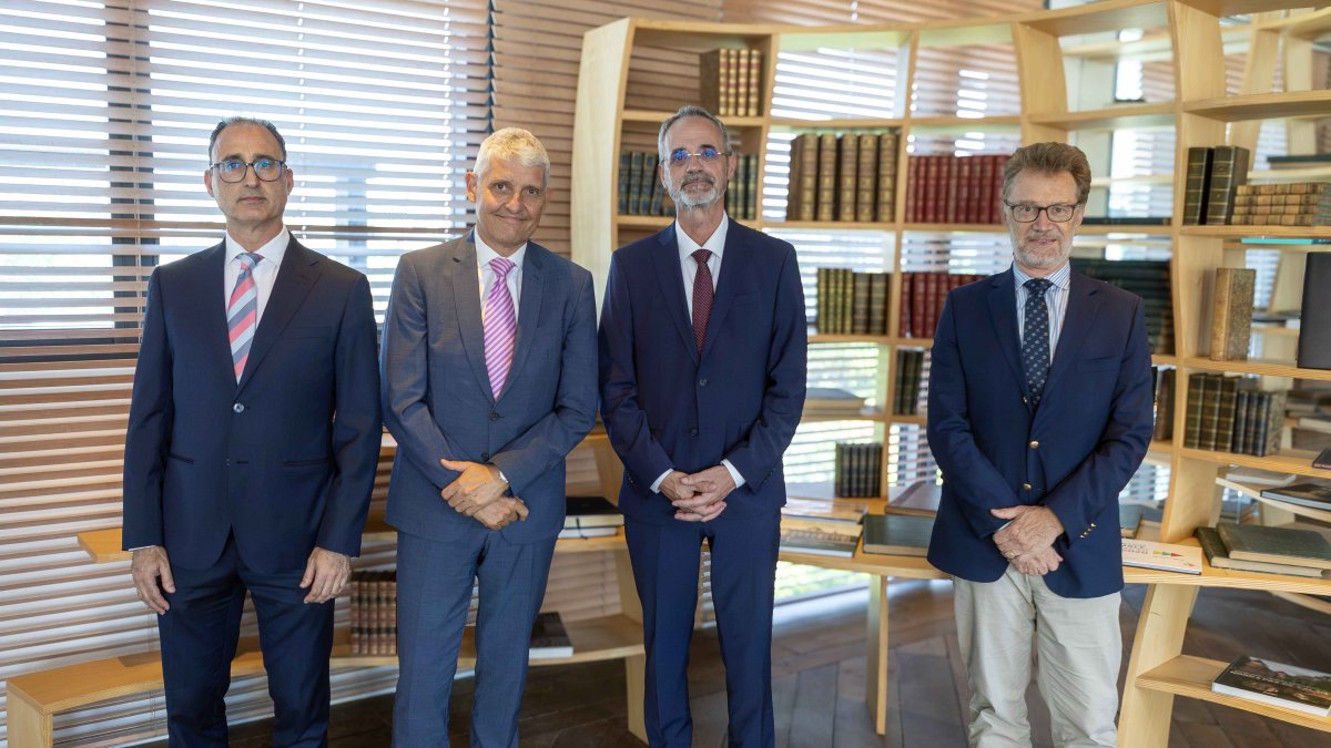 Acuerdo entre Cajamar y el mayor banco cooperativo del mundo