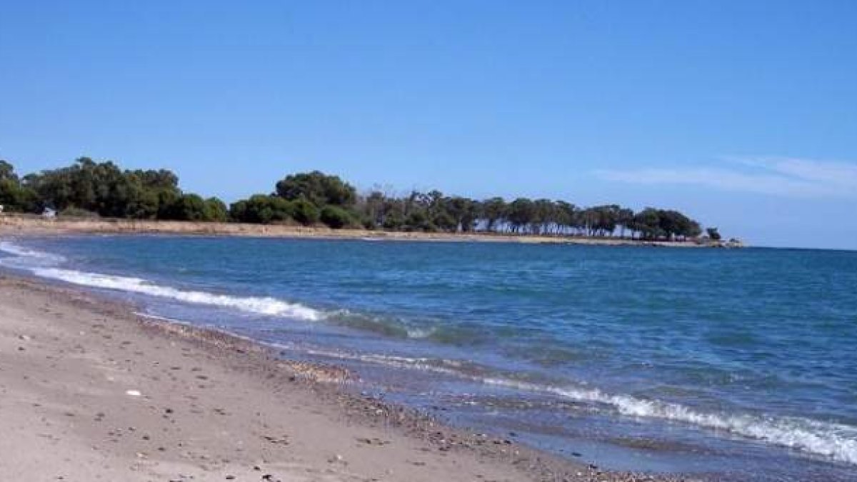 Playa de Quitapellejos.