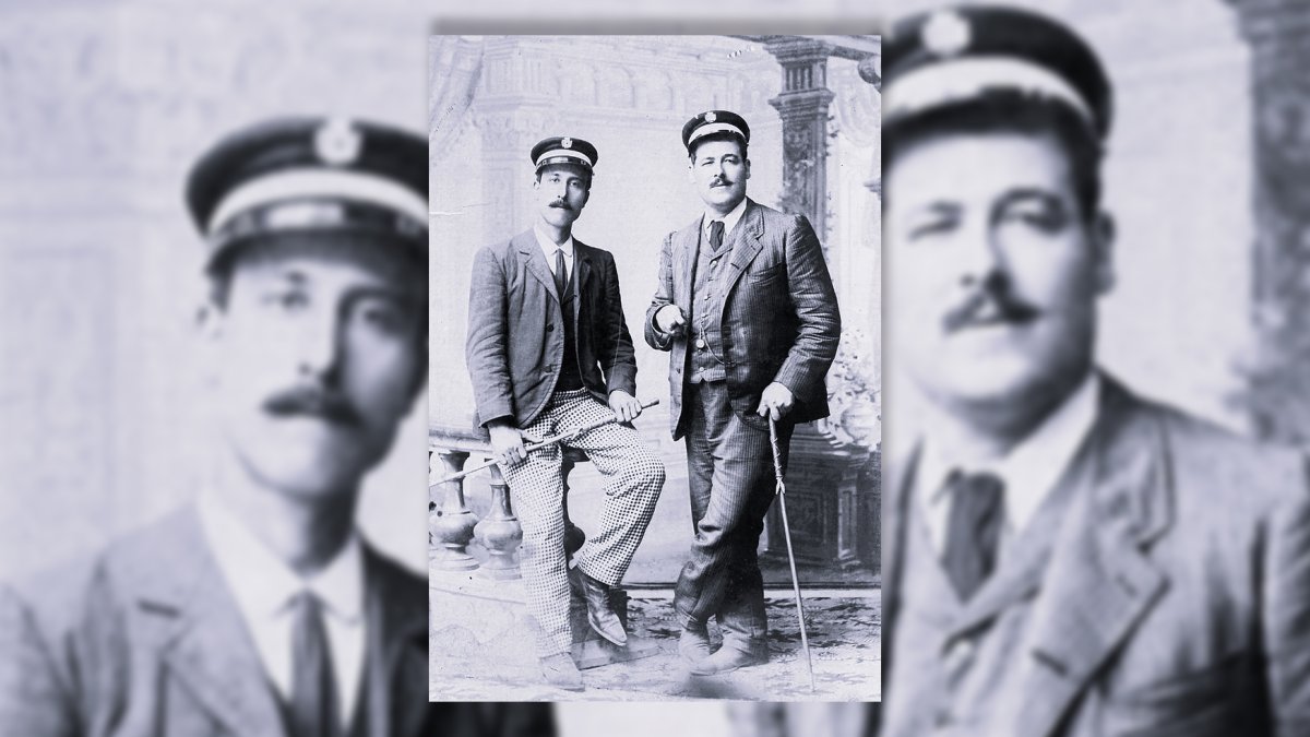 Antonio Ramos fue capataz de limpieza y primer inspector de municipales desde 1903. En la foto aparece de pie junto a otro capataz.