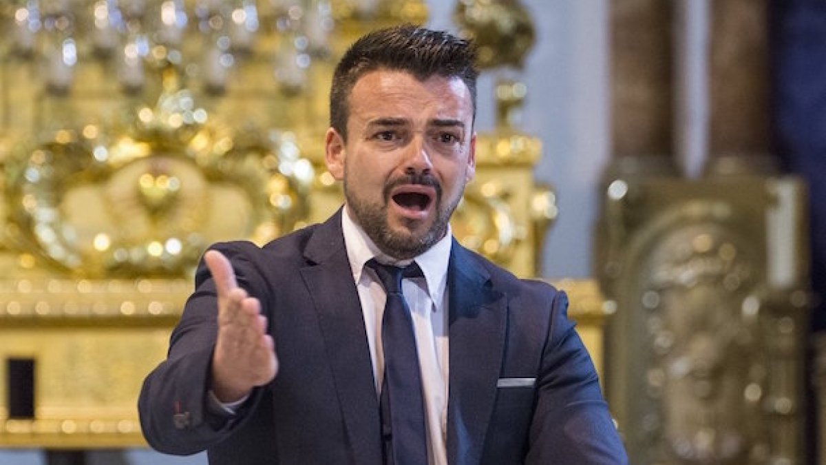 El cantaor Víctor Palacios durante una actuación.