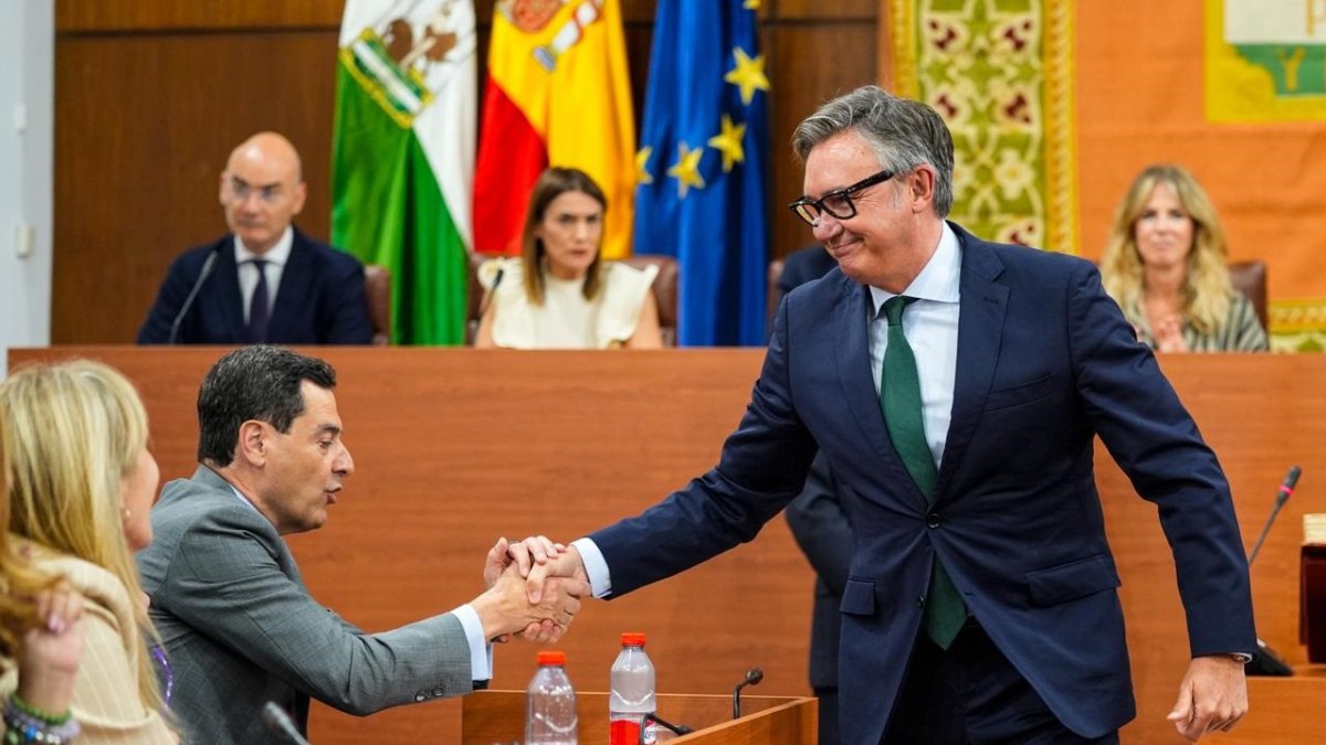 PP y Vox cierran un acuerdo de gobierno para investir a Moreno como presidente