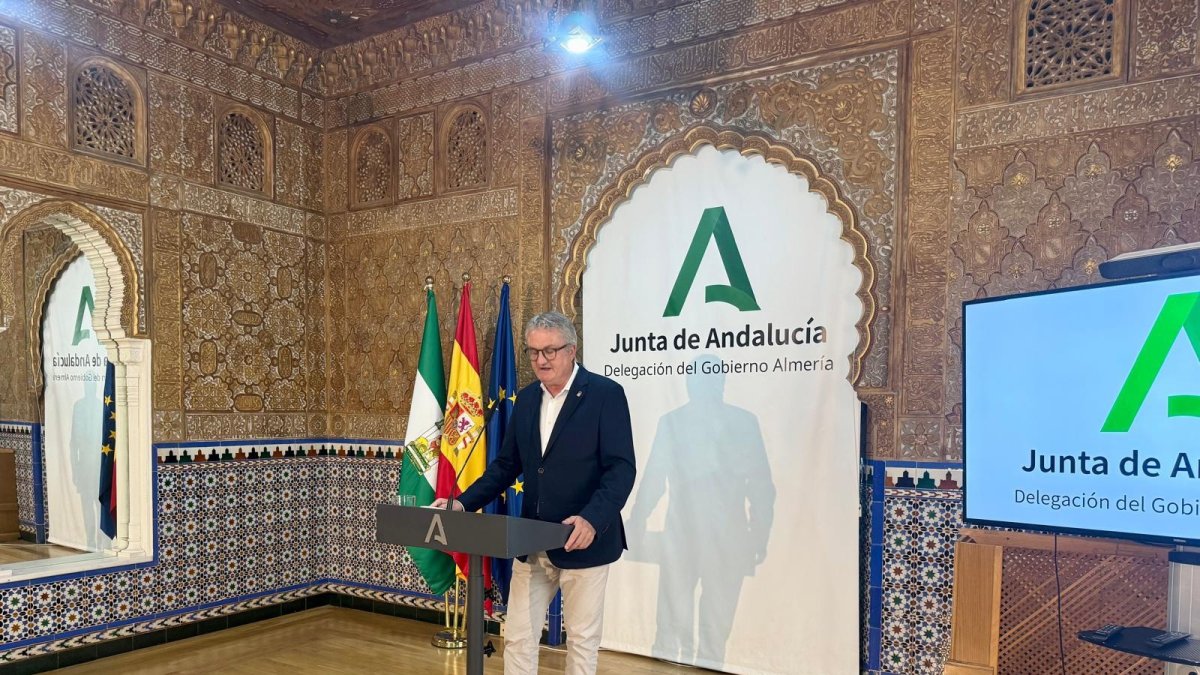 El delegado territorial de Salud y Consumo de la Junta de Andalucía en Almería, Juan de la Cruz Belmonte.