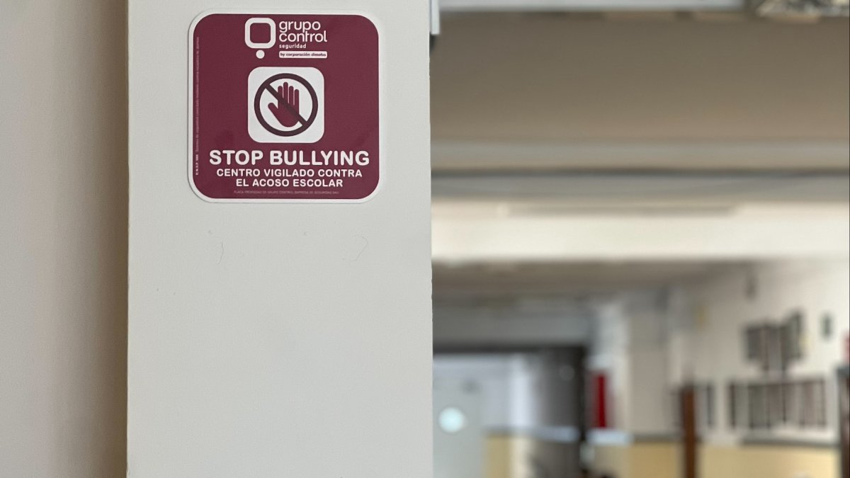 Distintivo del sistema implantado en el IES Los Ángeles.