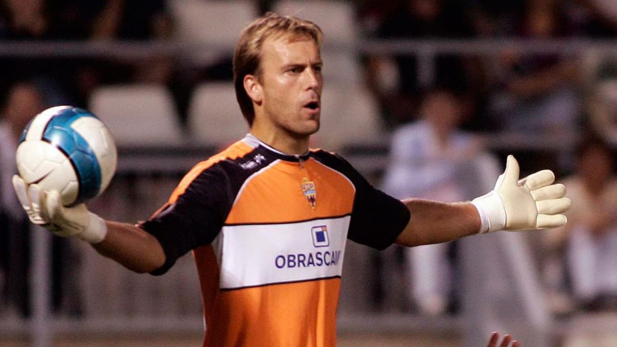 Sander Westervel defendió la camiseta del Almería una temporada, suficiente para lograr el ascenso a Primera en 2007.