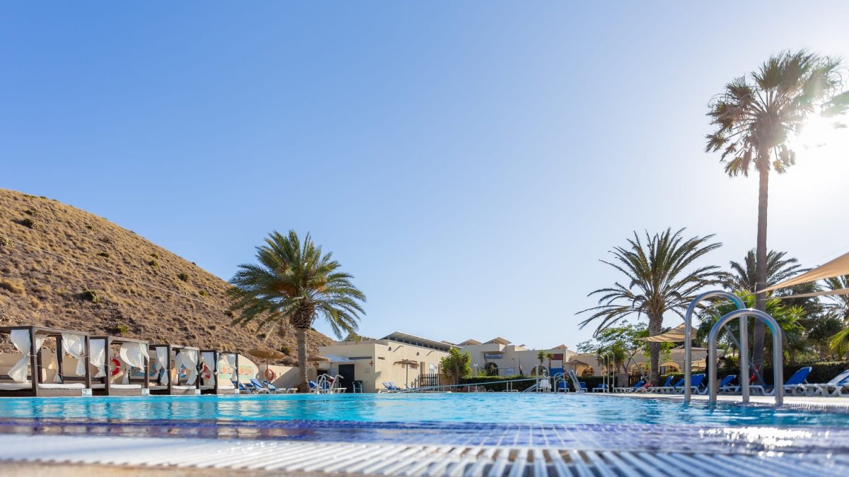 Piscina del Complejo Turístico Camping Los Escullos.