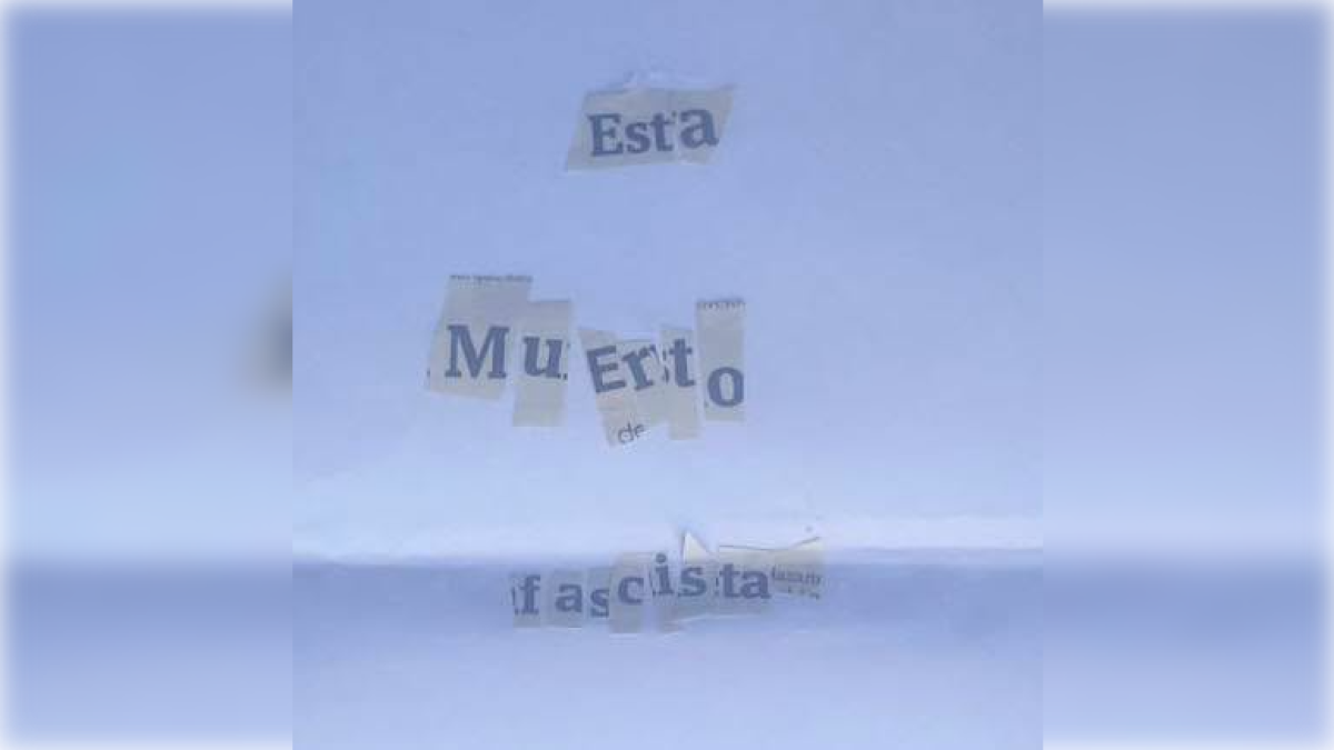 Nota con la amenaza de muerte recibida por un vecino de Villaricos.
