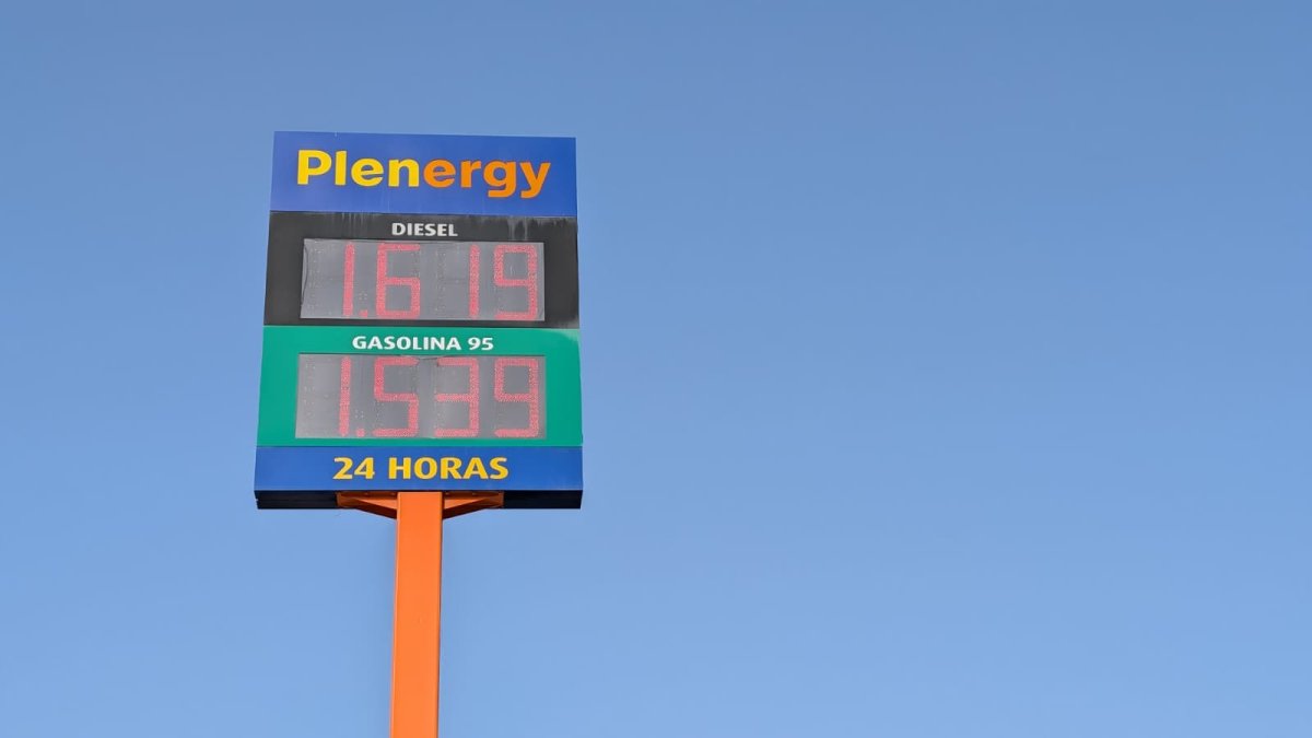 El precio del combustible se dispara y vuelve a asfixiar a los almerienses