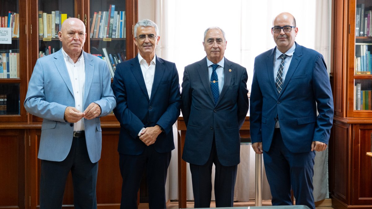 Desde la izquierda, José Luis Heredia, Roberto García Torrente, Francisco Balcázar Linares y José González Sánchez.