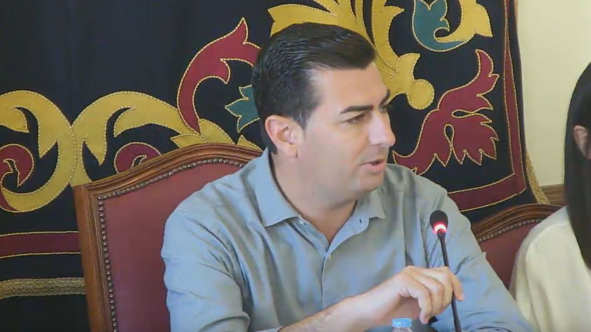 José Francisco Garrido, alcalde de Níjar, en un Pleno.
