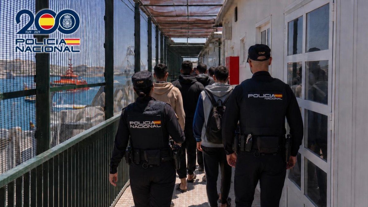 Es el segundo patrón de patera detenido por la UCRIF de Almería en apenas diez días; el detenido ha ingresado en prisión por orden judicial.