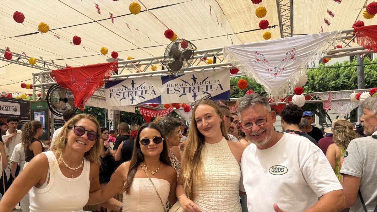 Mama Buyer y Papa Buyer disfrutan de la Feria de Almería.
