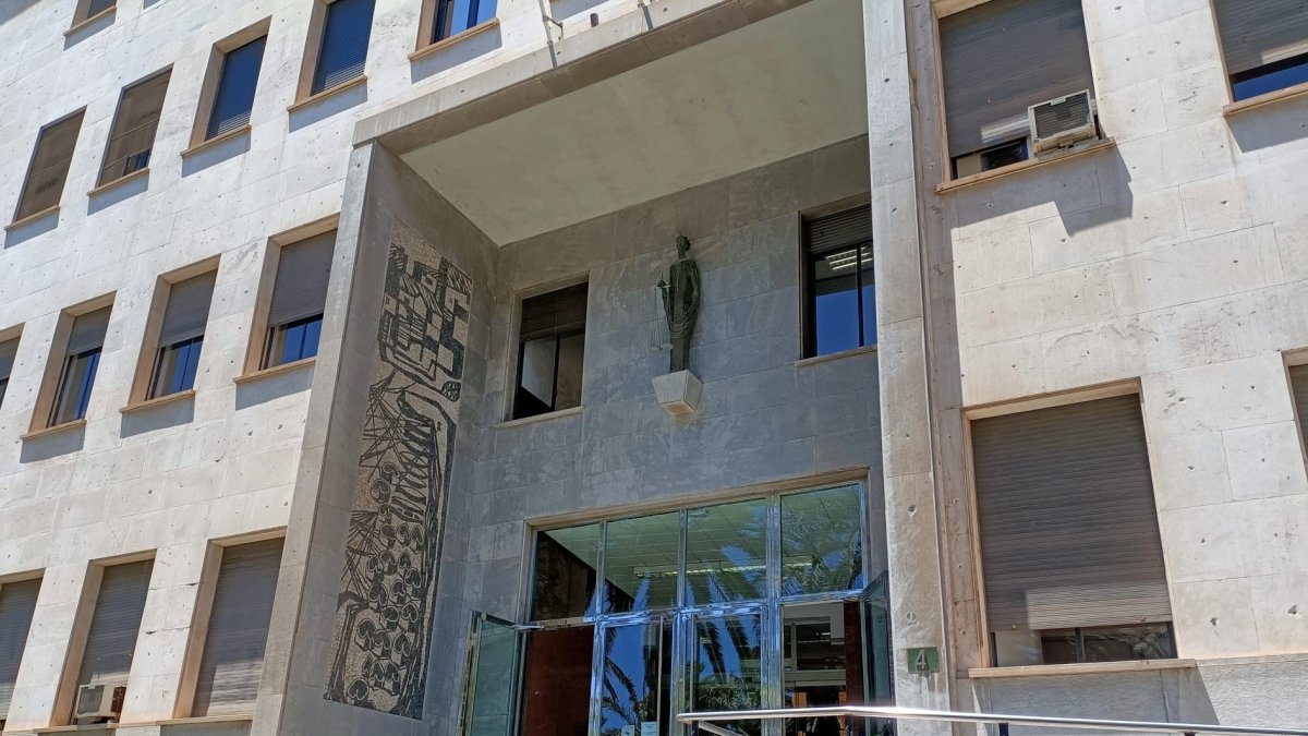Archivo - Audiencia Provincial de Almería.