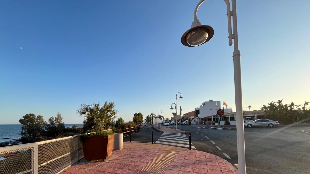 Bulevar de entrada a Villaricos.