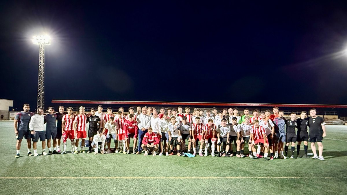 El Villarreal gana al Granada el XIII Trofeo de Fútbol Juvenil de Feria Juan Oncala.