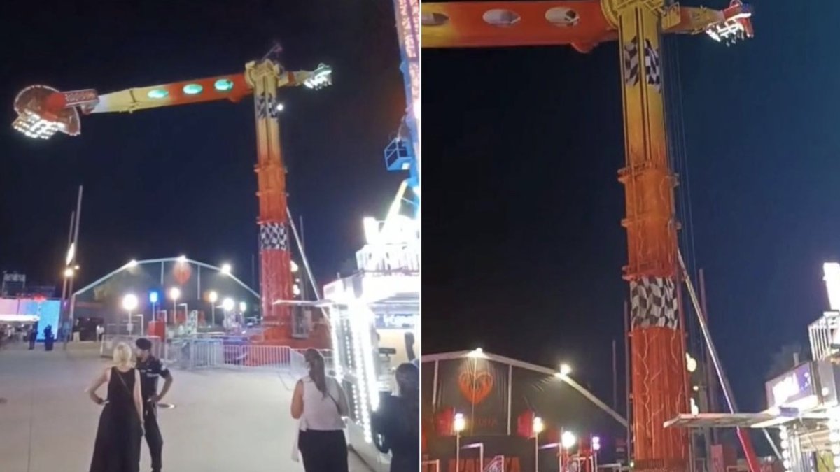 La atracción de feria averiada que ha dejado suspendidas a 60 metros a más de una decena de personas en Almería.