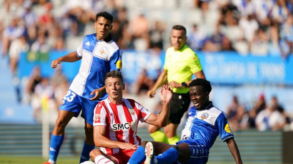 Vesga en una de las jugadas del partido en Sabadell.