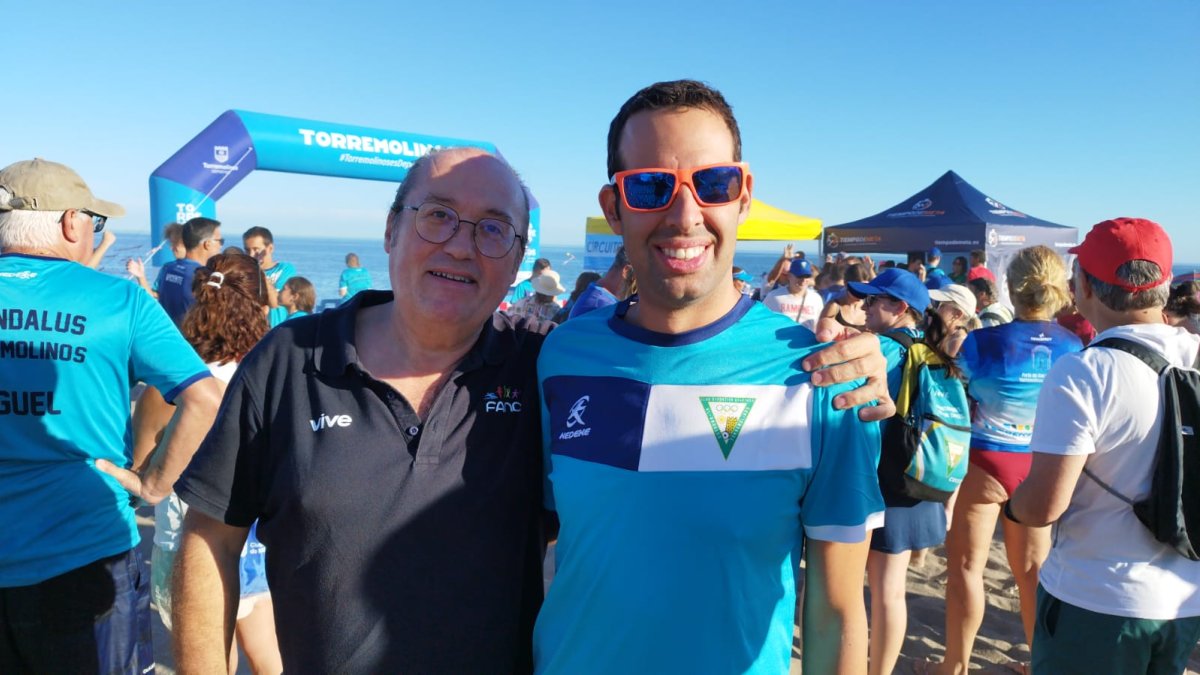 Carlos Tejada sigue coleccionando medallas.